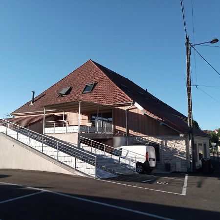 Orchamps-Vennes Grand Et Bel Appartement Au Coeur Du Haut-Doubs מראה חיצוני תמונה